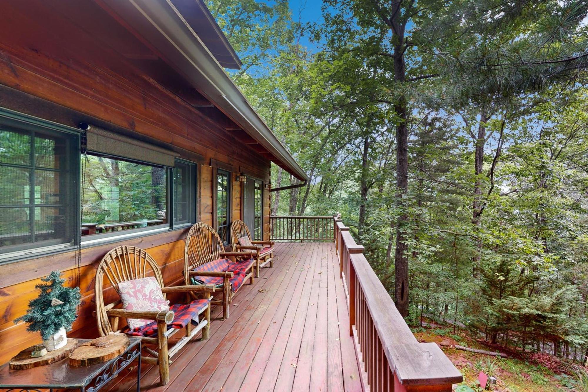 Elkhorn Cabin & Eagles Wing Lodge Asheville Exterior photo